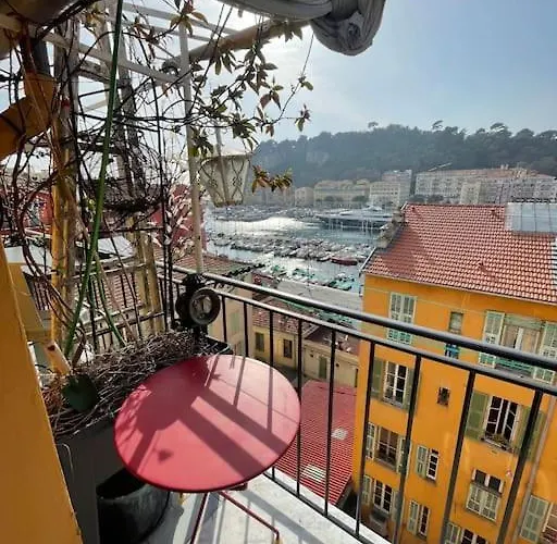 Dernier étage Port De Appartamento Nizza