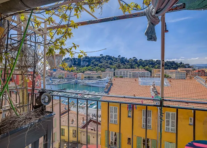 Dernier Etage Port De Nice